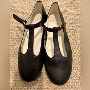 Classic Black T-Strap Kids Shoes La Coqueta